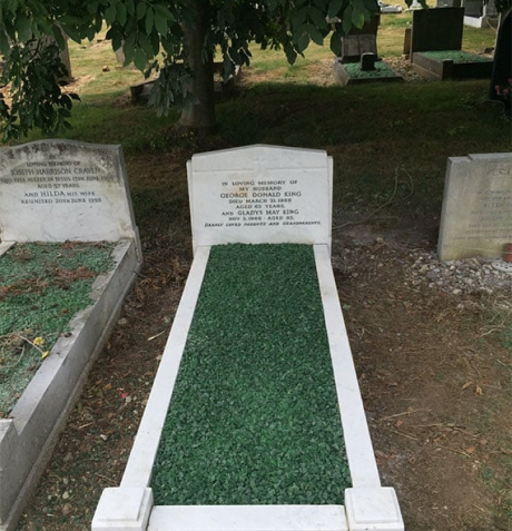 Headstone Cleaning - Churchill Memorials